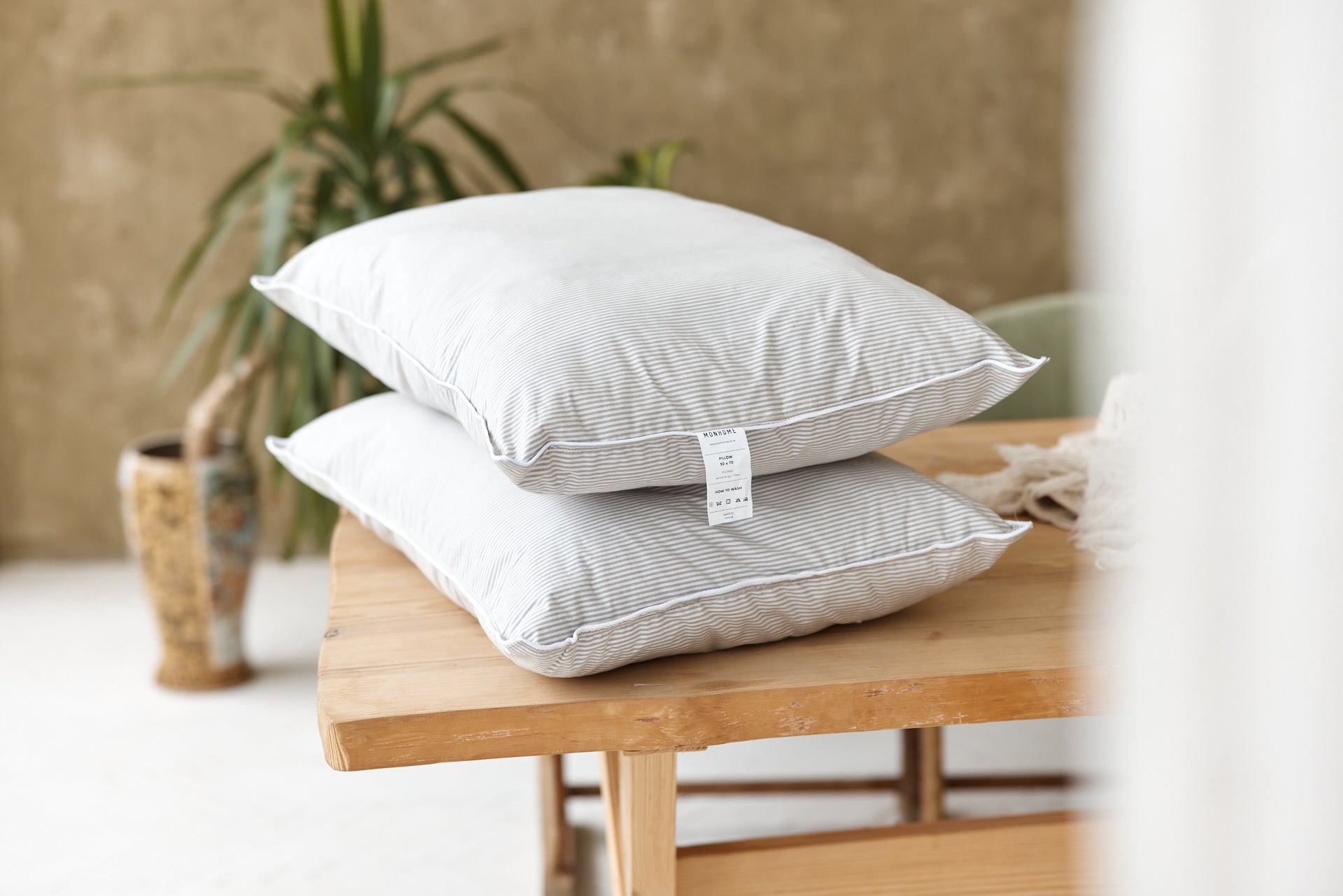 Подушка Monhome "STRIPE" 50 х 70